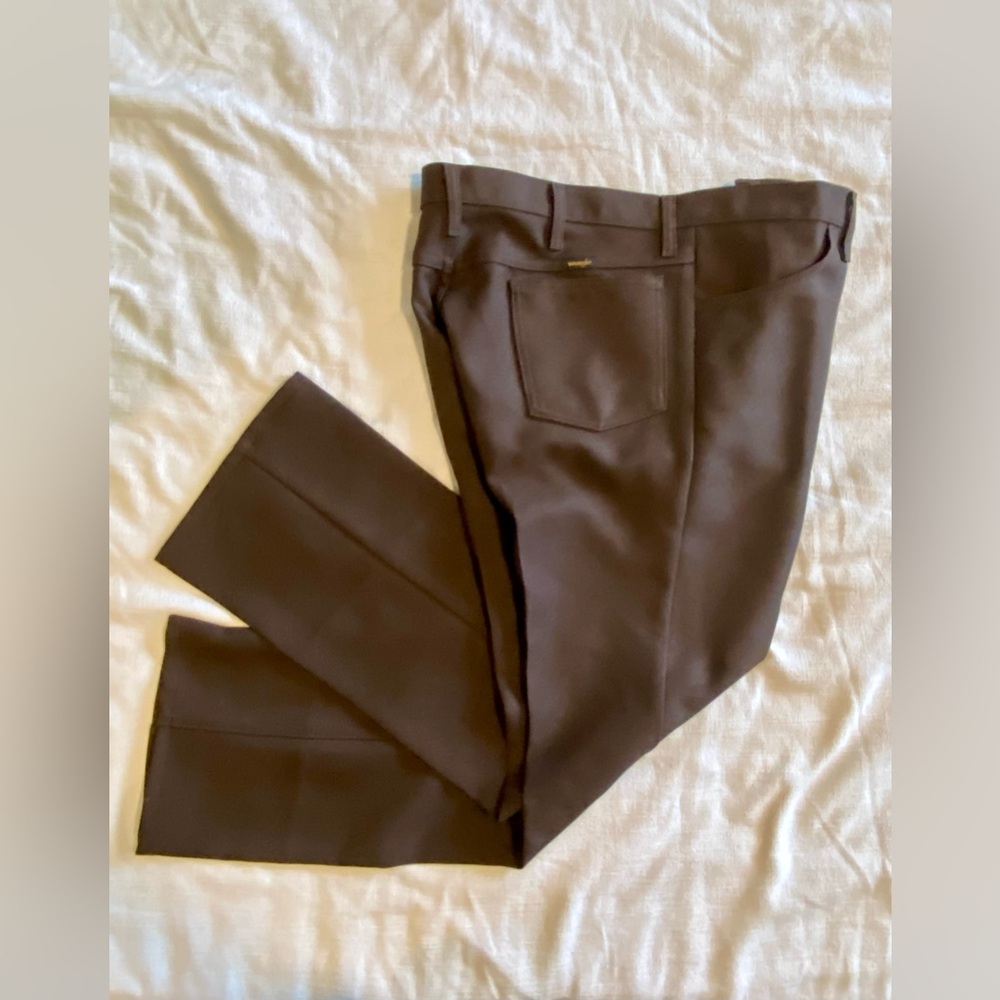 Wrangler Rancher brown size 38x31